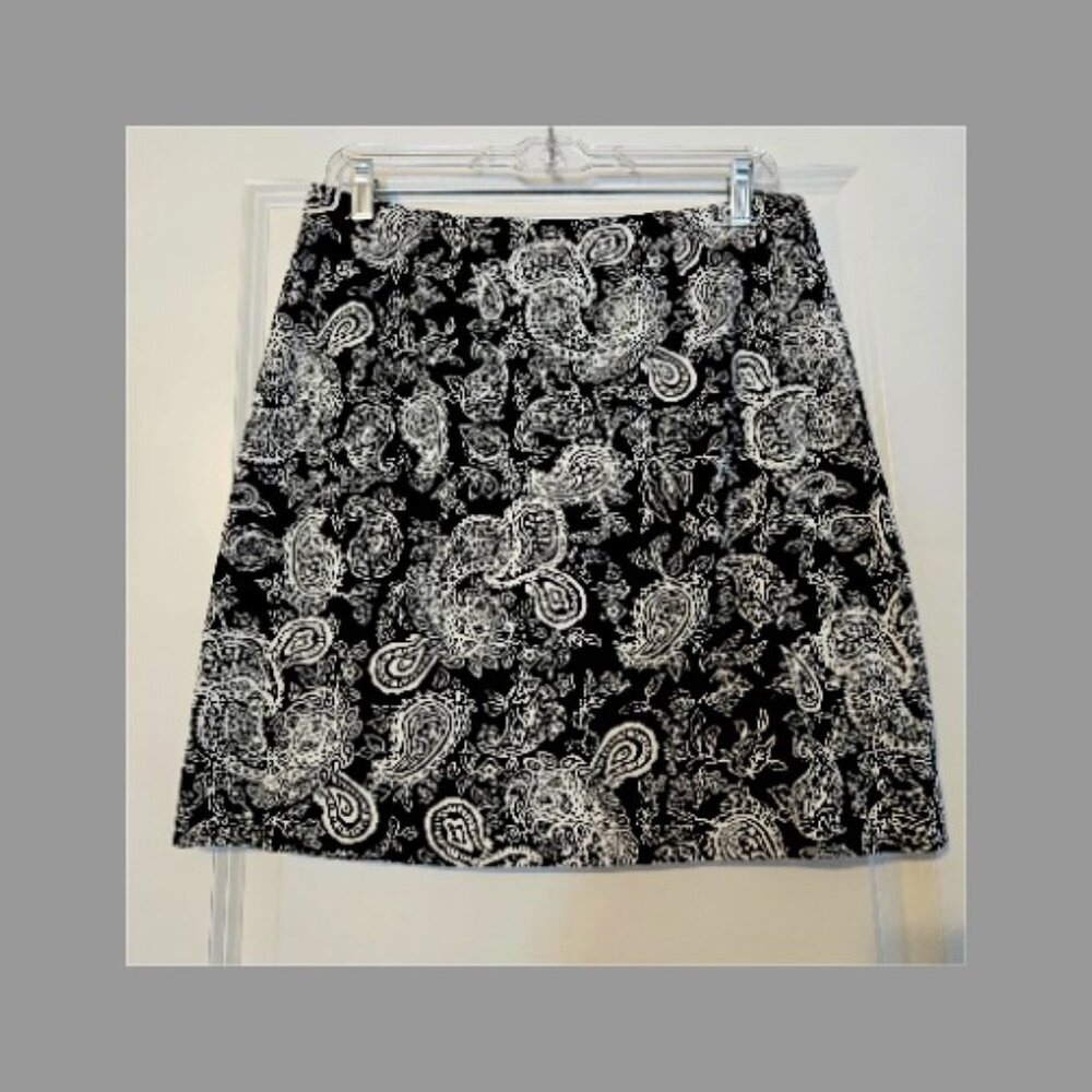 NWOT Lauren Ralph Lauren short Black & White Paisley Print Pencil Skirt Size: 14
